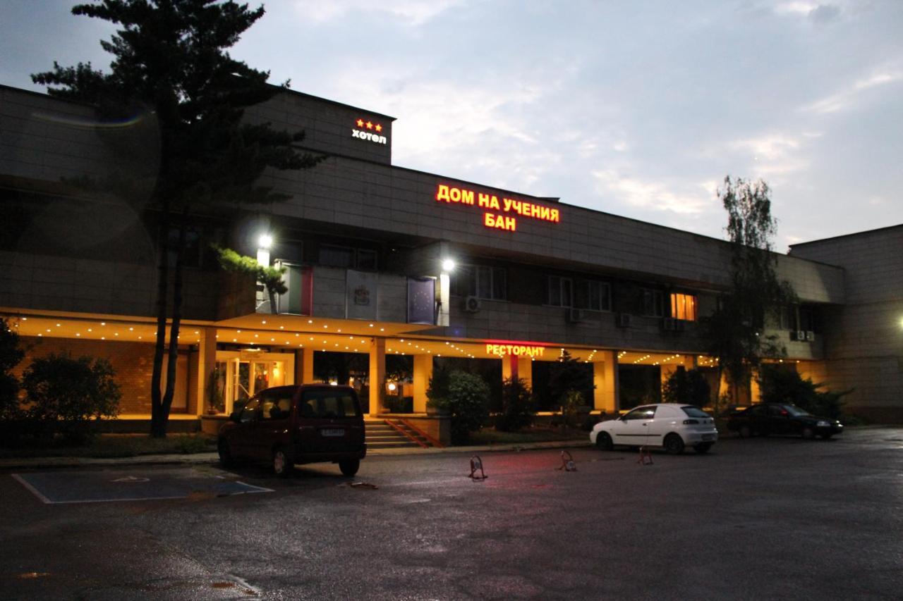 Hotel Of Bulgarian Academy Of Sciences Sofia Ngoại thất bức ảnh